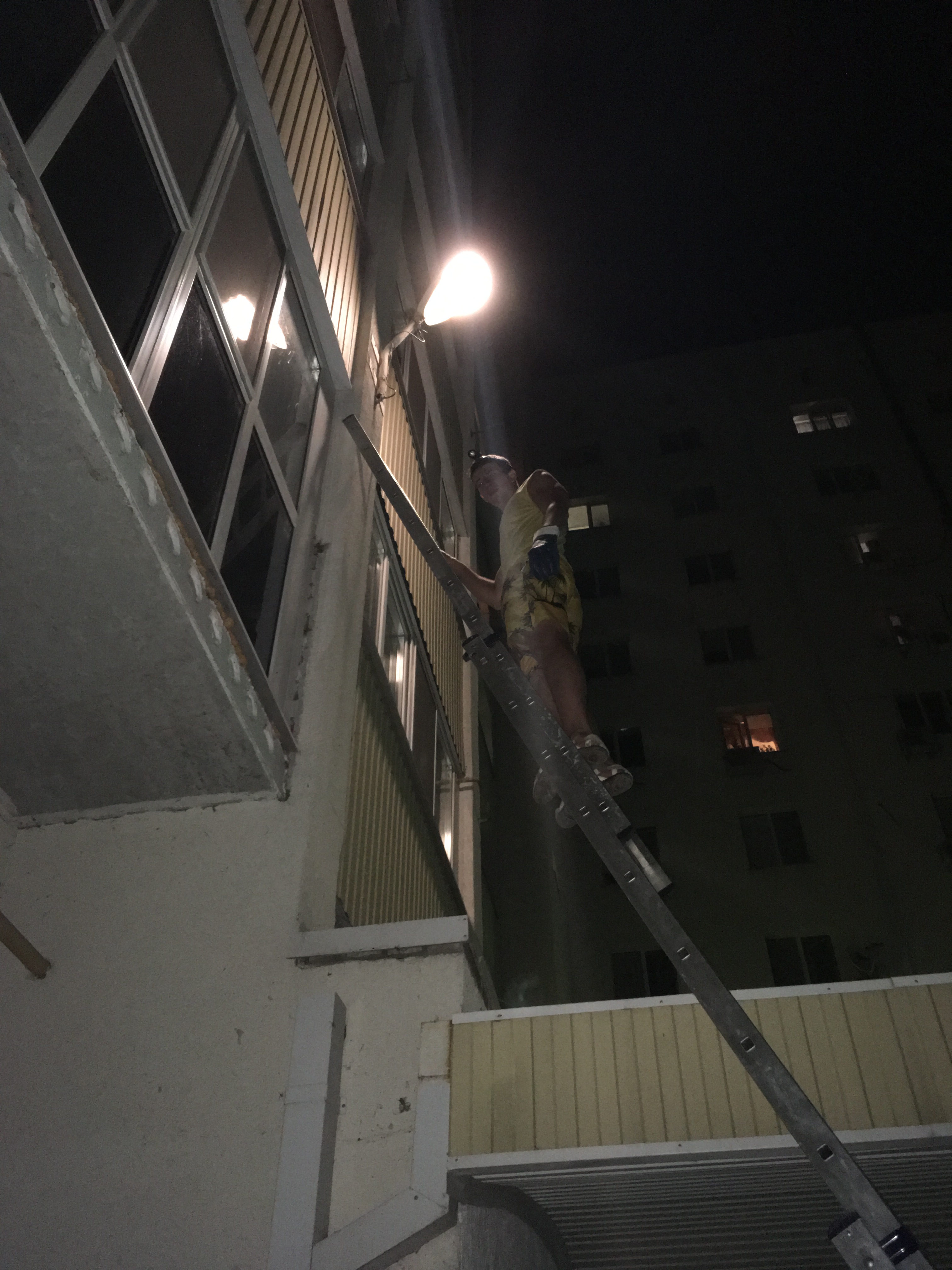 Замена ламп в уличных светильниках на светодиодные — ТСН «На Петровской»